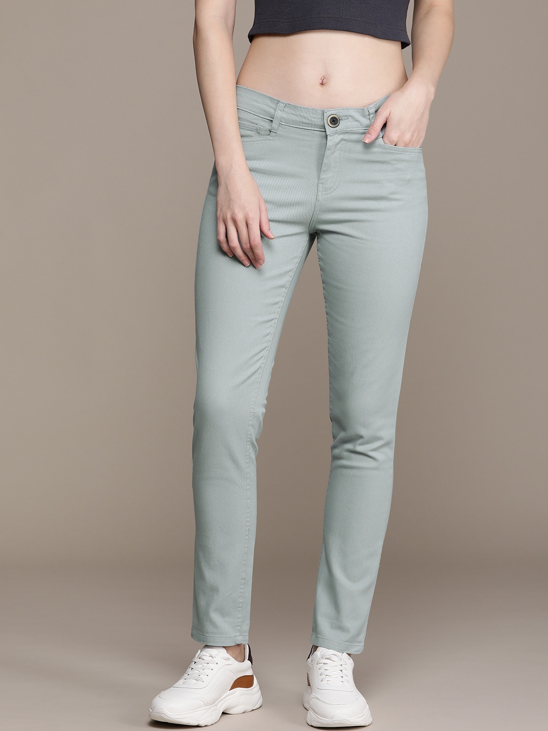 

Roadster Women Classic Slim Fit Solid Low-Rise Trousers, Blue