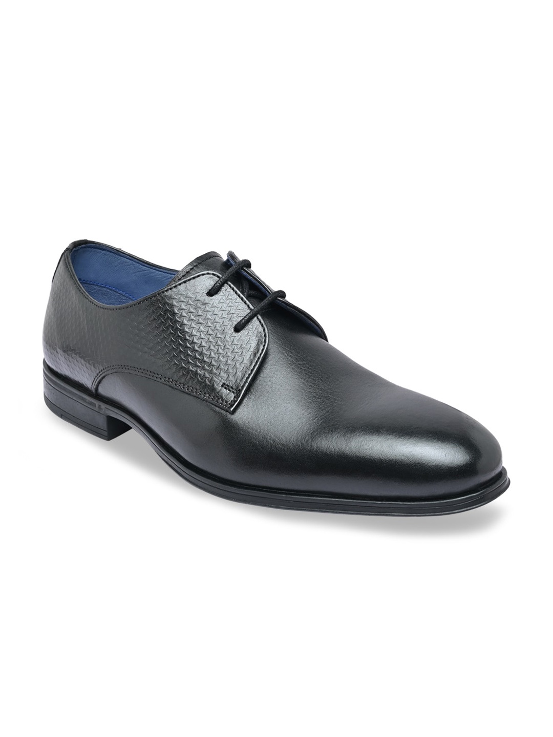 

Regal Men Black Textured Leather Formal Derbys