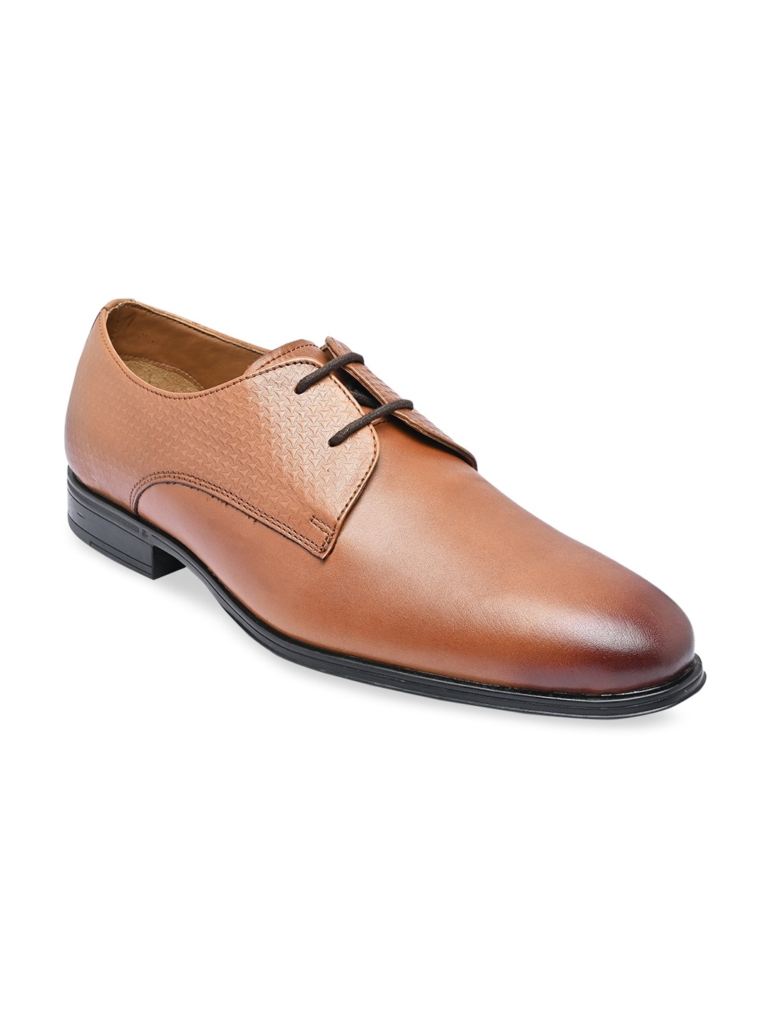 

Regal Men Tan Textured Leather Formal Shoes