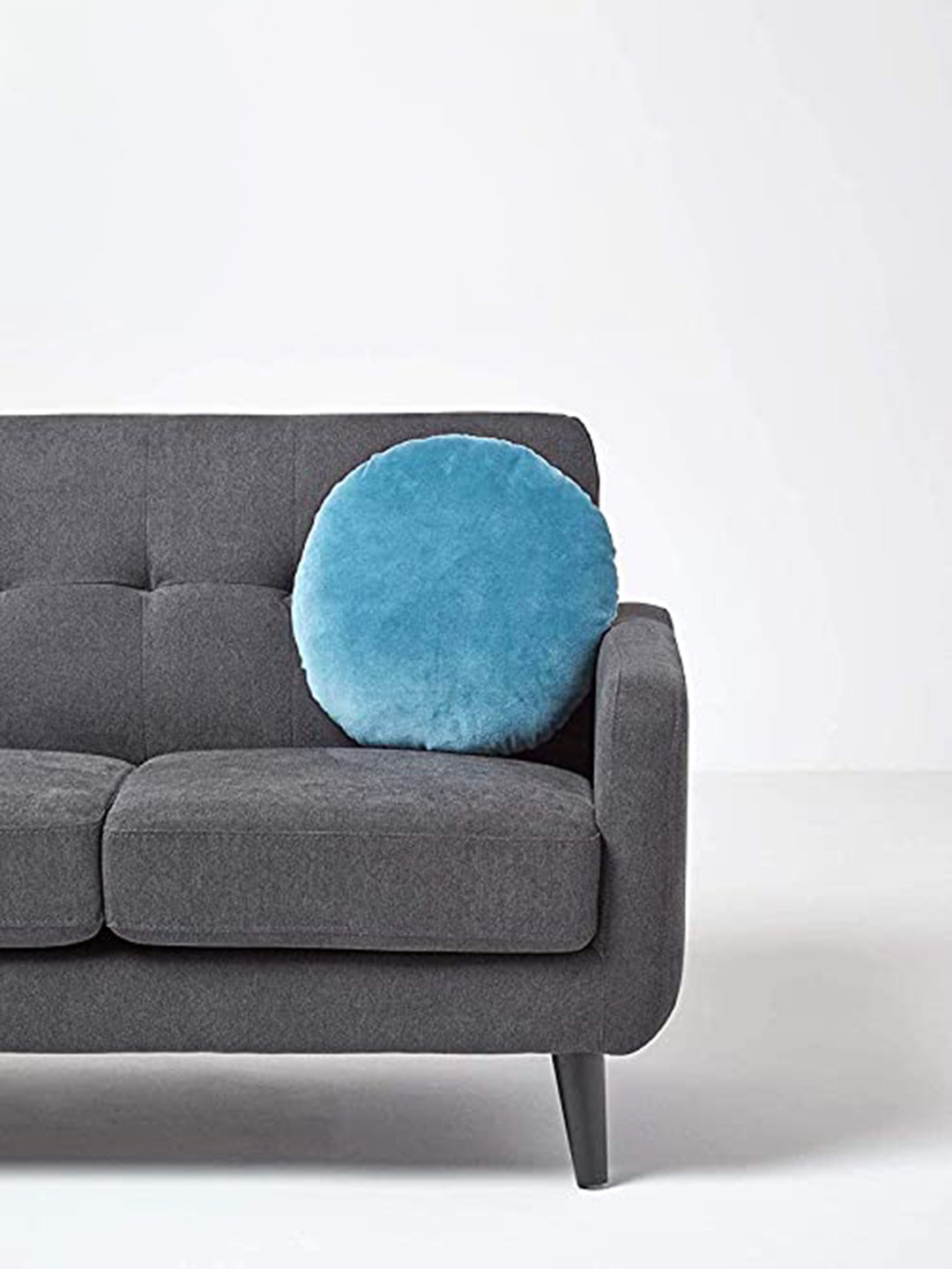

CHANDERKASH Blue Velvet Round Cushion Cover