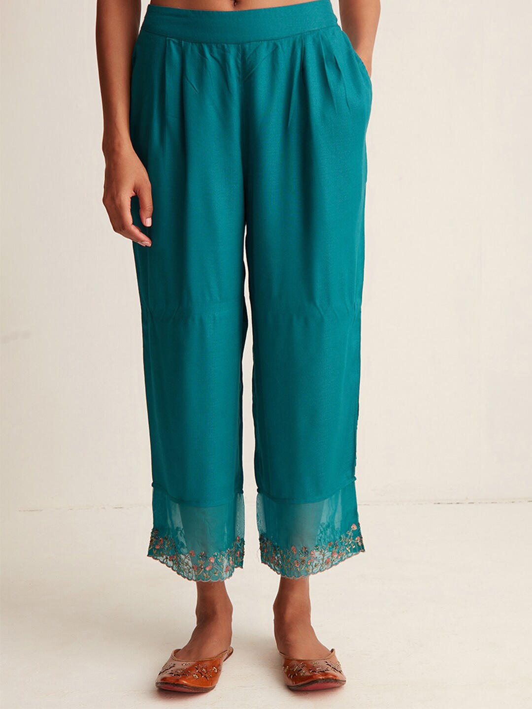 

Ancestry Women Teal Solid Cropped Palazzo