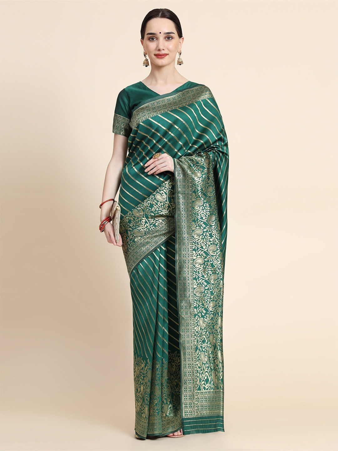 

AVANTIKA FASHION Green & Gold-Toned Ethnic Motifs Zari Pure Silk Banarasi Saree