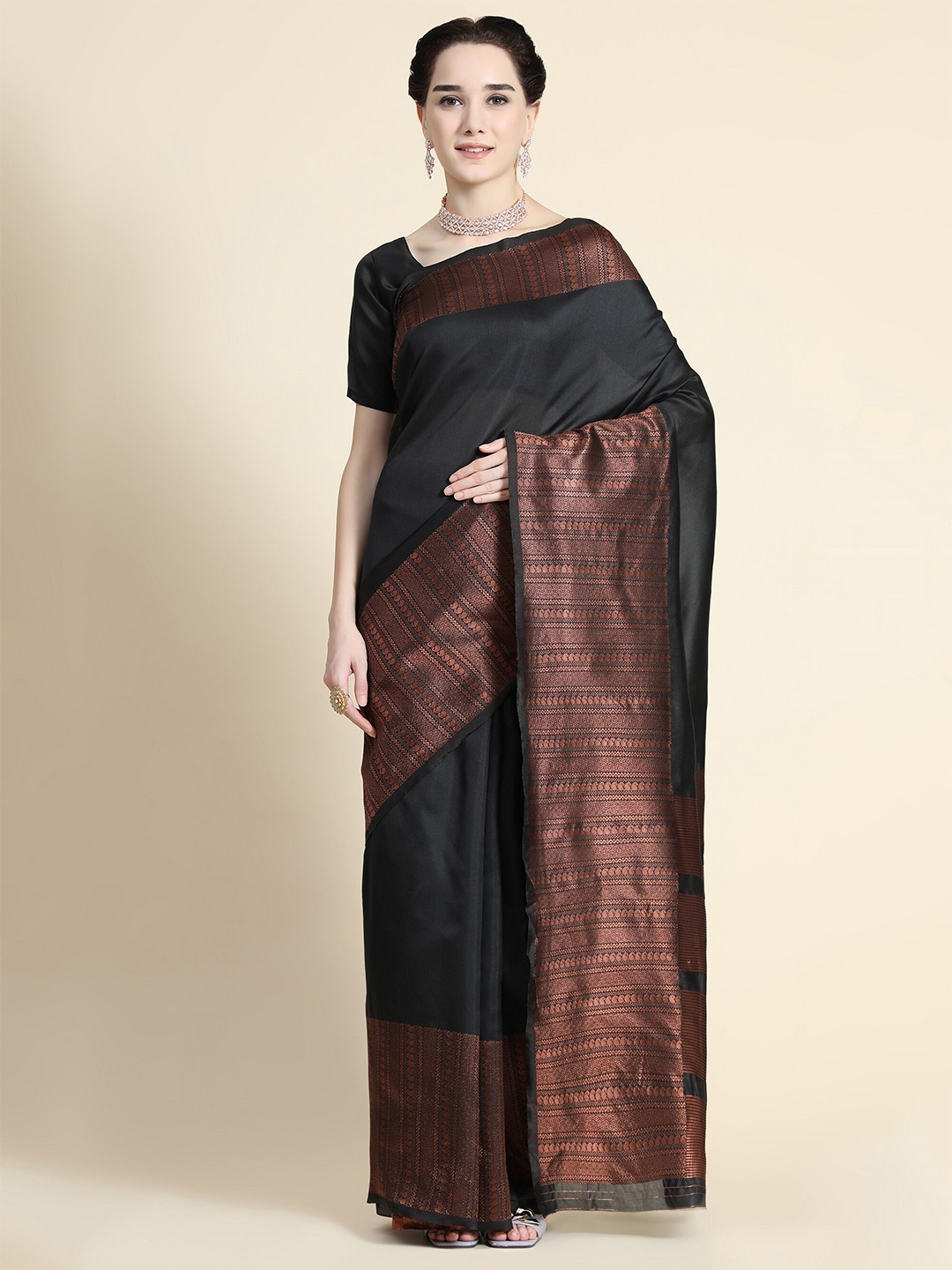 

AVANTIKA FASHION Black & Copper-Toned Ethnic Motifs Zari Pure Silk Banarasi Saree