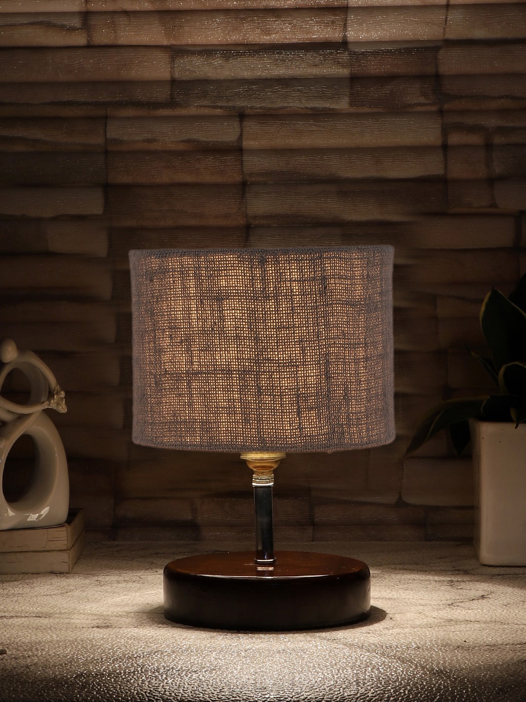 

Devansh Grey Solid Jute Table Lamps