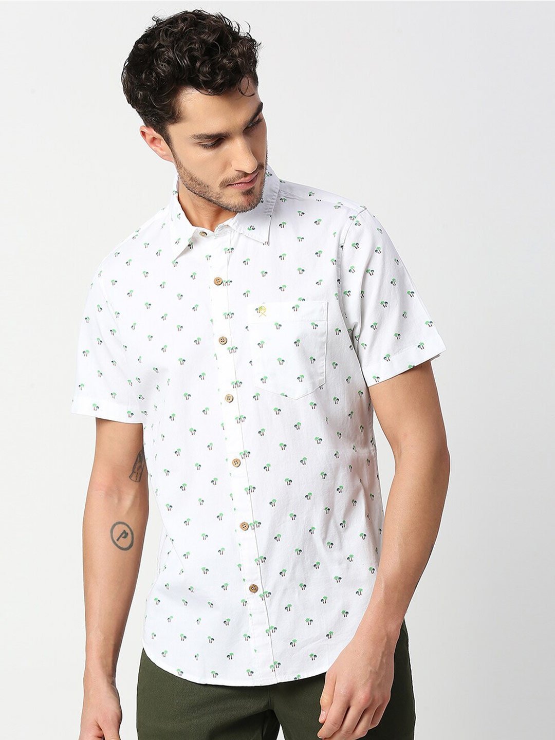 

Thomas Scott Men White Slim Fit Printed Pure Cotton Casual Shirt