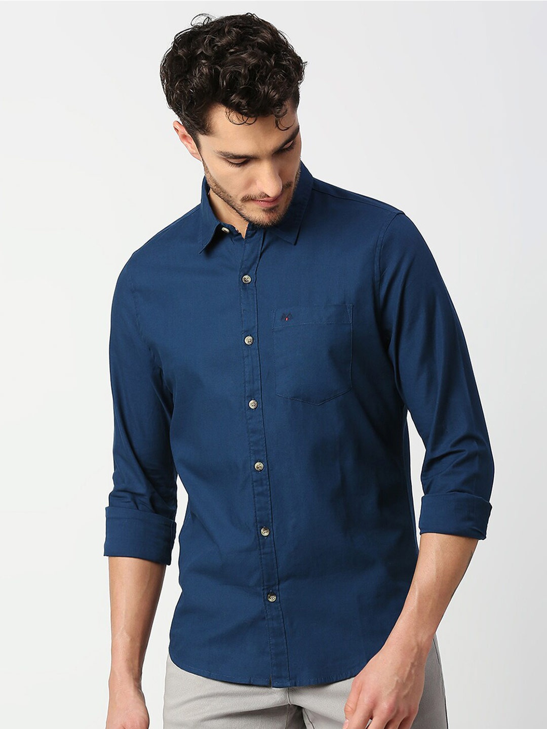 

Thomas Scott Men Blue Pure Cotton Slim Fit Casual Shirt