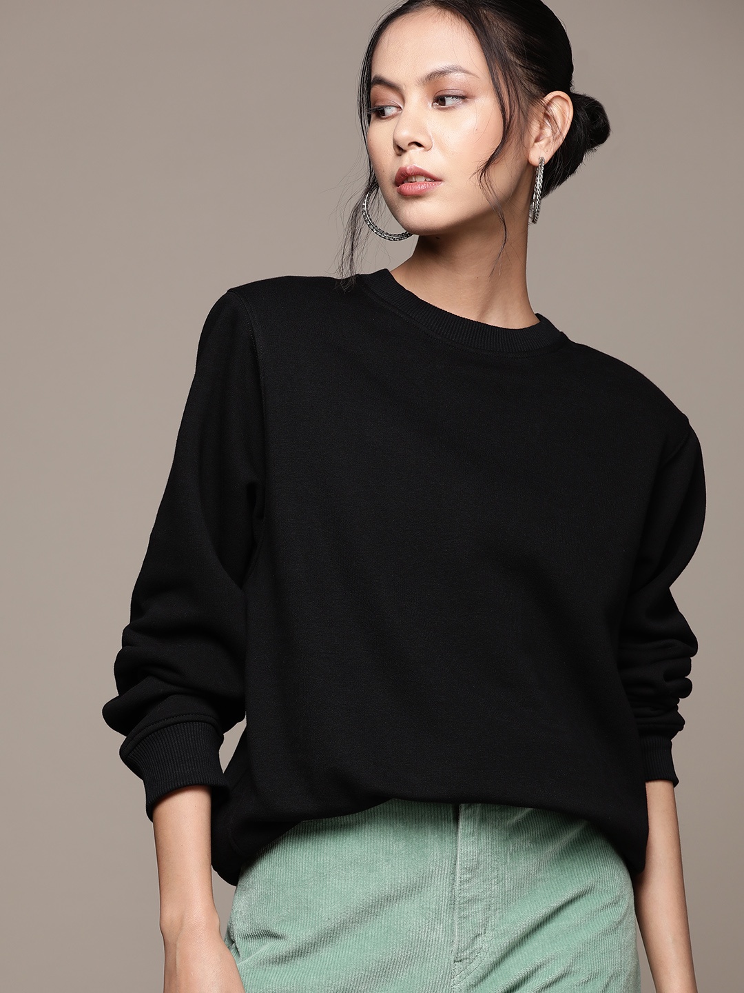 

MANGO Women Solid Sustainable Sweatshirt, Black