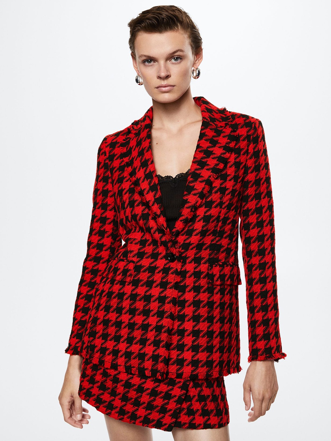 

MANGO Houndstooth Self Design Notched Lapel Single-Breasted Blazer, Red