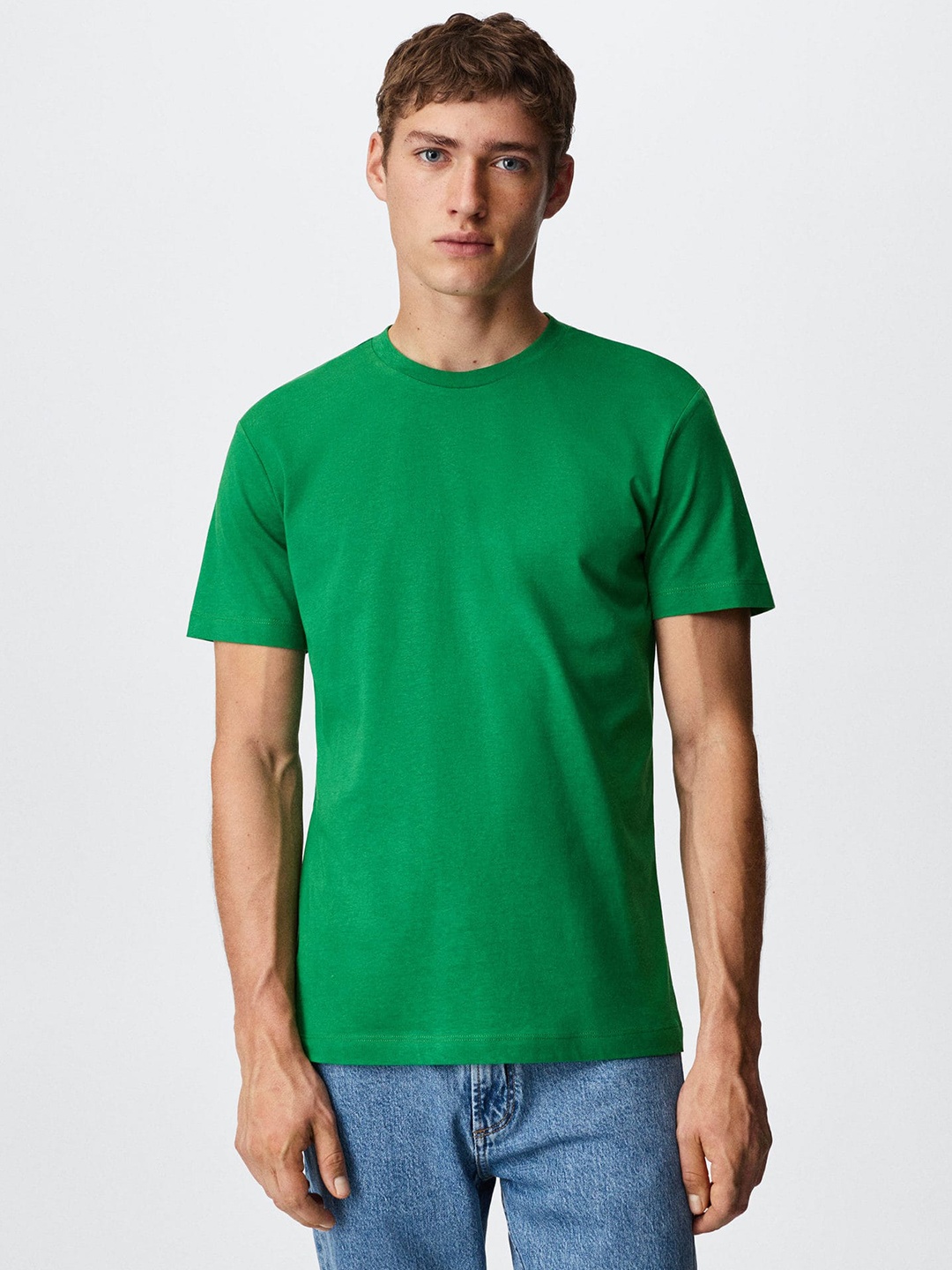 

MANGO MAN Green Solid Sustainable Pure Cotton T-shirt