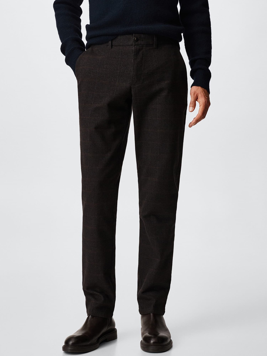

MANGO MAN Brown Slim Fit Checked Sustainable Trousers