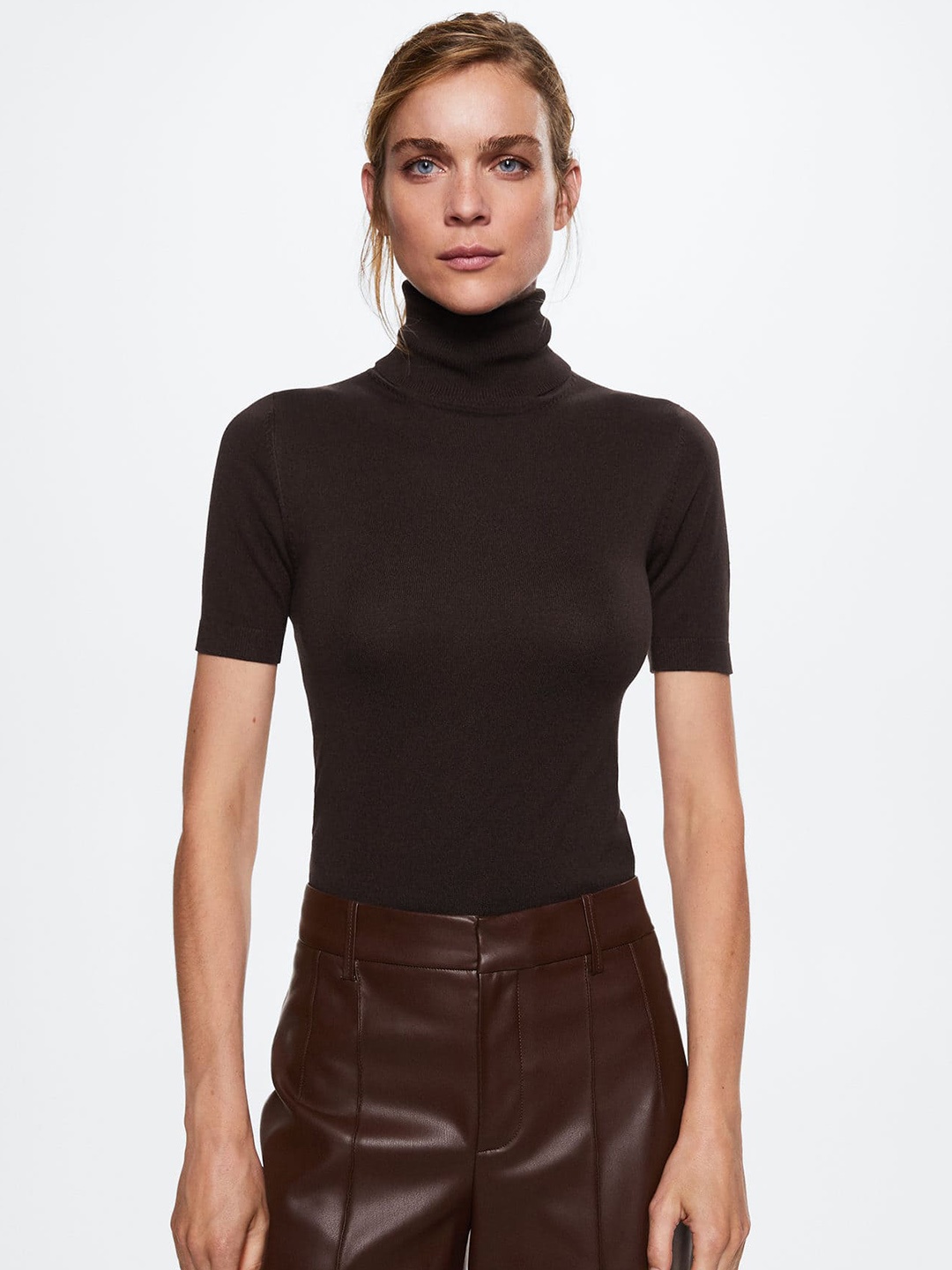 

MANGO Women Turtle Neck Sustainable Pullover, Coffee brown