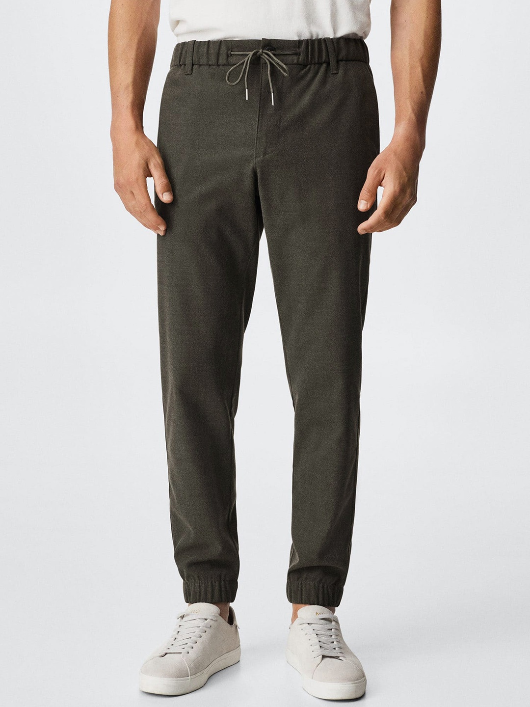 

MANGO MAN Green Solid Sustainable Joggers