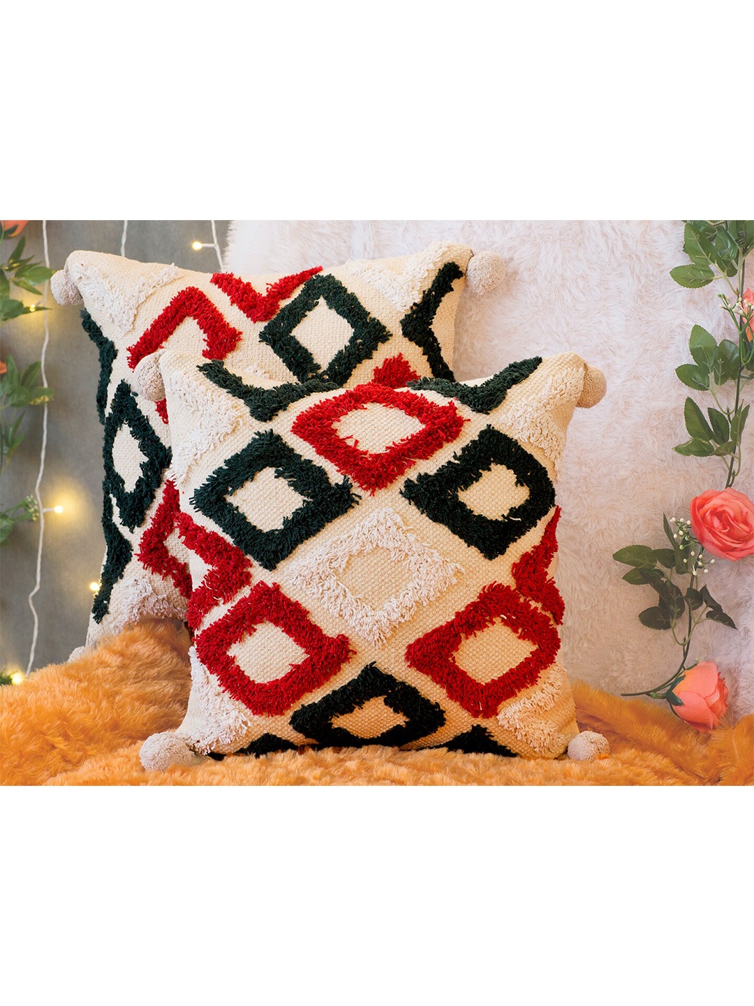 

KRAVIKA White & Red Cotton Set of 2 Geometric Square Cushion Covers