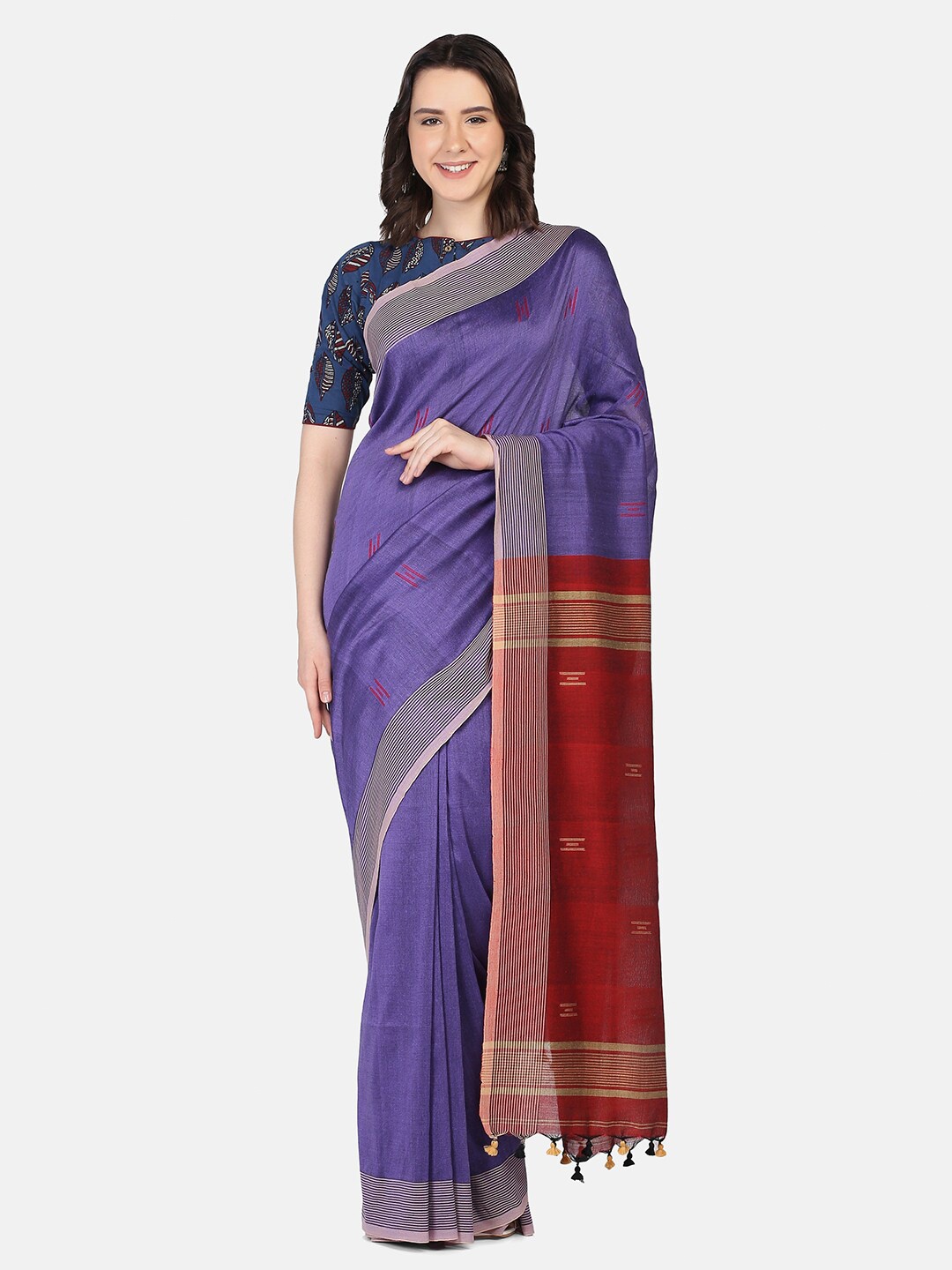 

THE WEAVE TRAVELLER Purple & Red Woven Design Zari Jamdani Saree