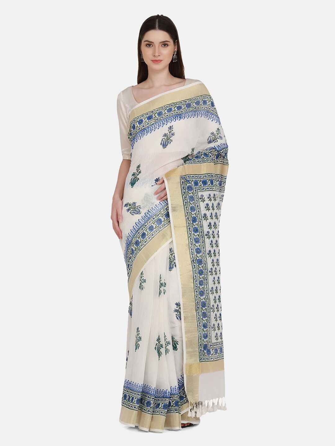 

THE WEAVE TRAVELLER Off White & Blue Floral Zari Kasavu Saree