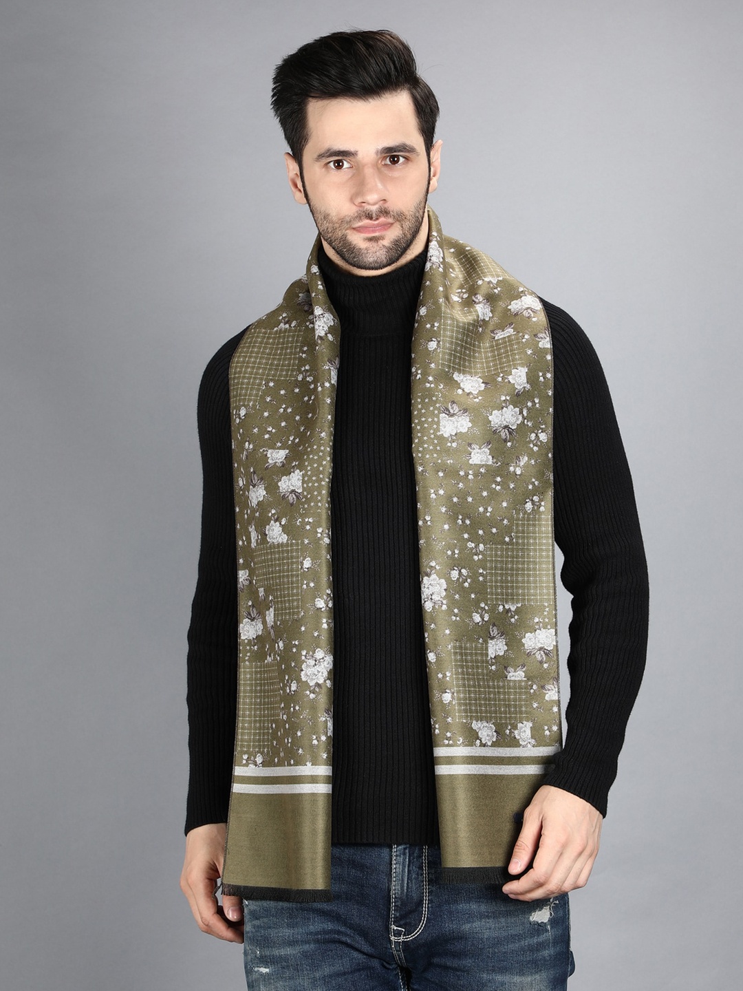 

Alvaro Castagnino Men Olive Green & White Printed Merino Wool Muffler