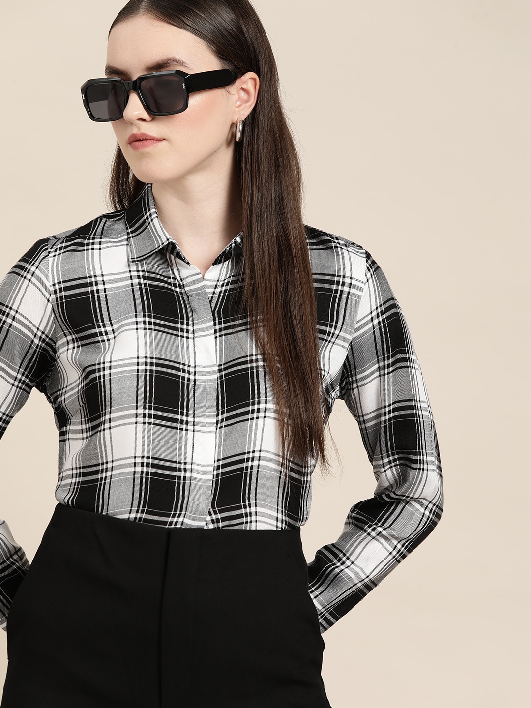 

Hancock Black Tartan Checked Regular Fit Formal Shirt