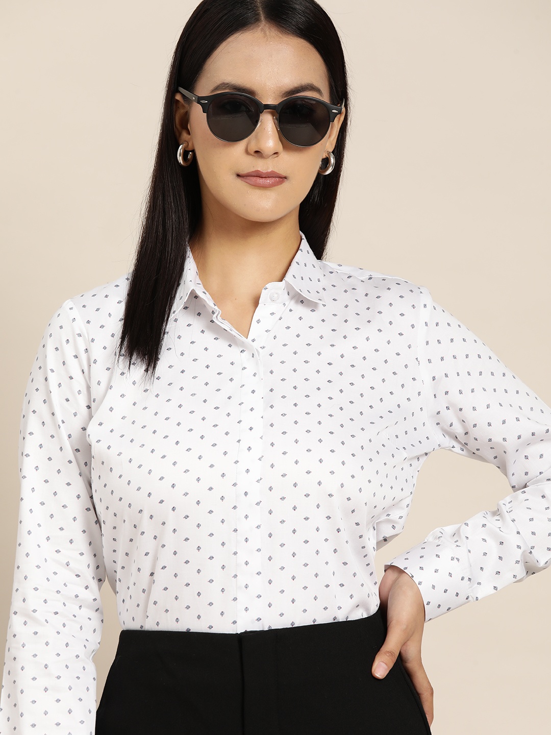 

Hancock White Ethnic Motifs Print Regular Fit Formal Shirt