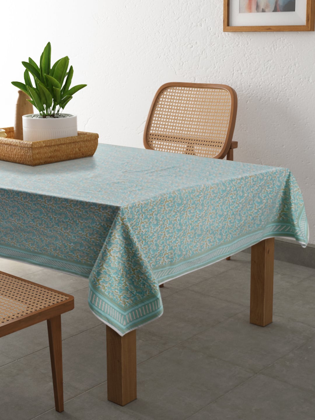 

Living scapes by Pantaloons Green Floral Printed Cotton 6-Seater Table Cover