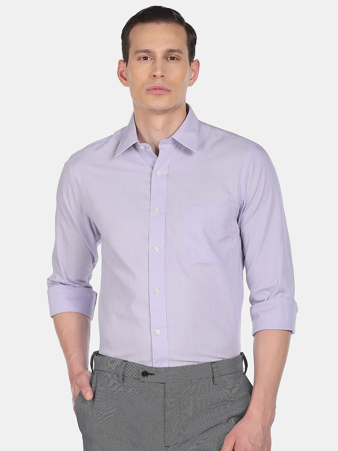 

Arrow Men Lavender Solid Cotton Formal Shirt