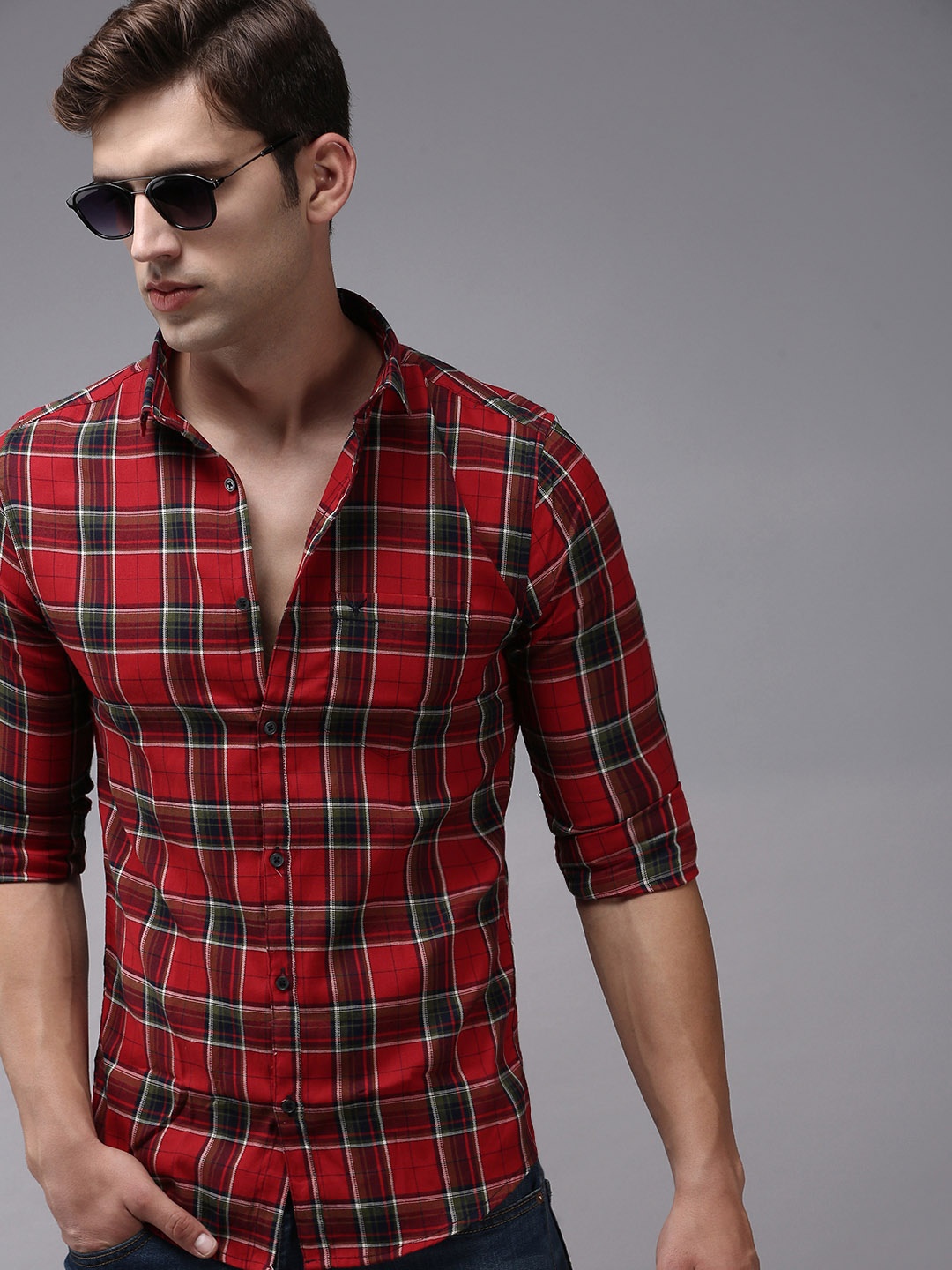 

SHOWOFF Men Red & Green Comfort Tartan Checked Cotton Casual Shirt