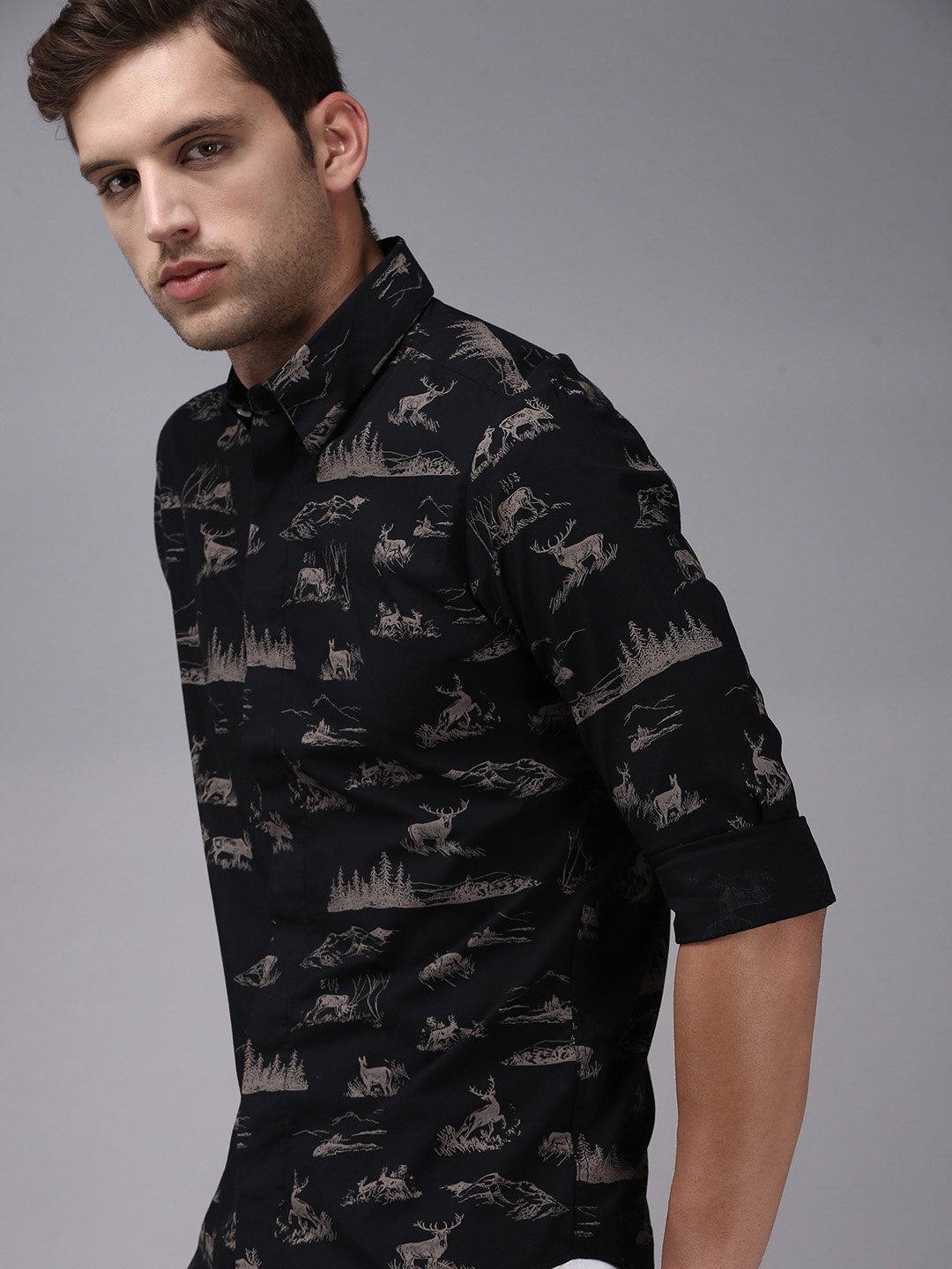 

SHOWOFF Men Black Comfort Animal Printed Cotton Casual Shirt