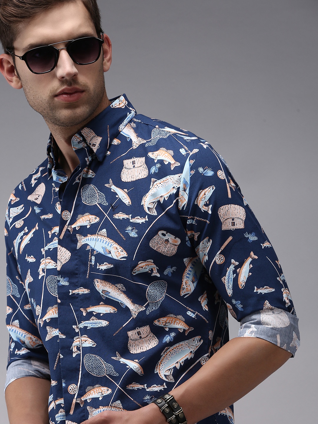 

SHOWOFF Men Navy Blue Comfort Printed Cotton Casual Shirt