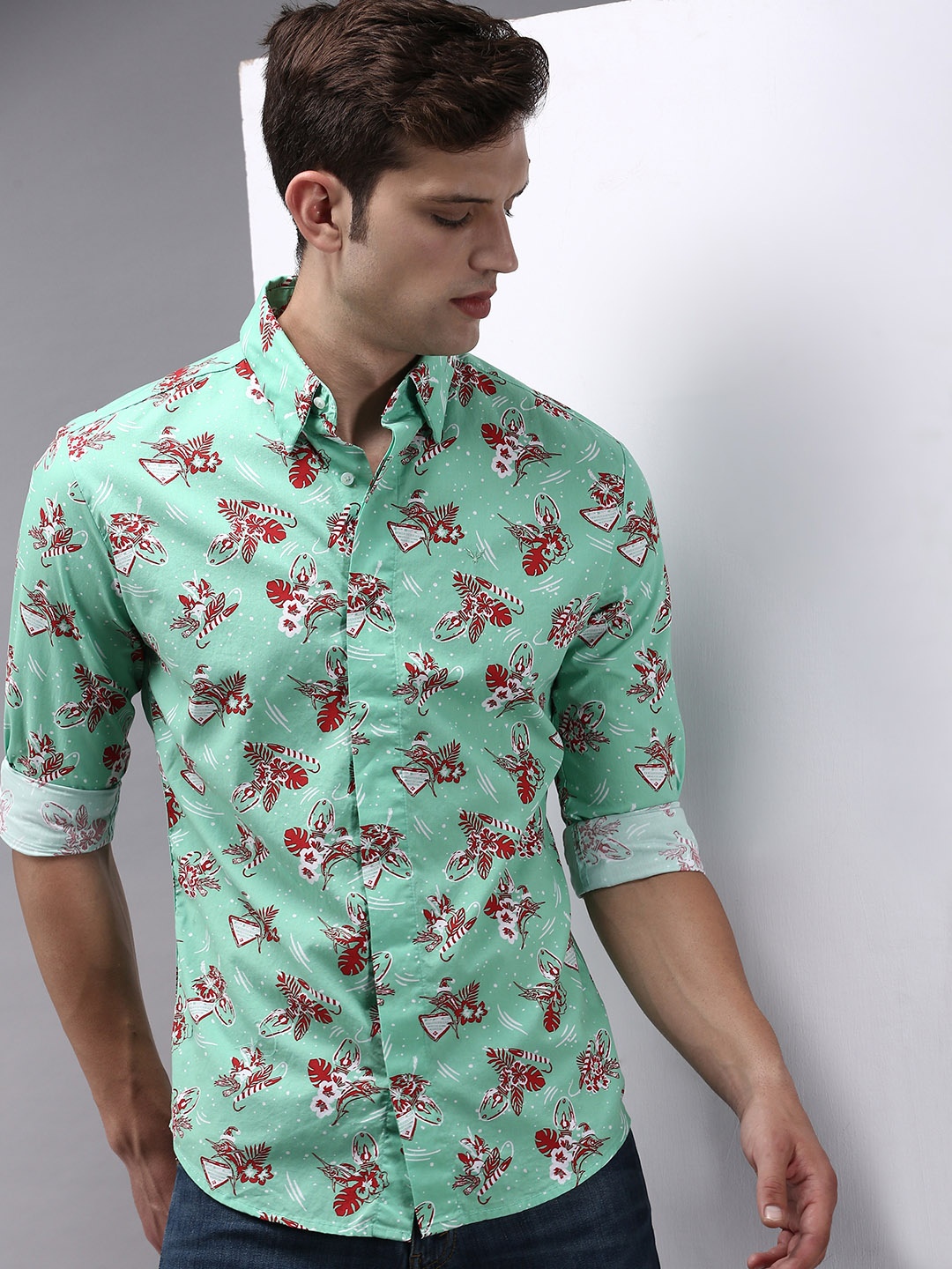 

SHOWOFF Men Green Comfort Floral Printed Cotton Casual Shirt