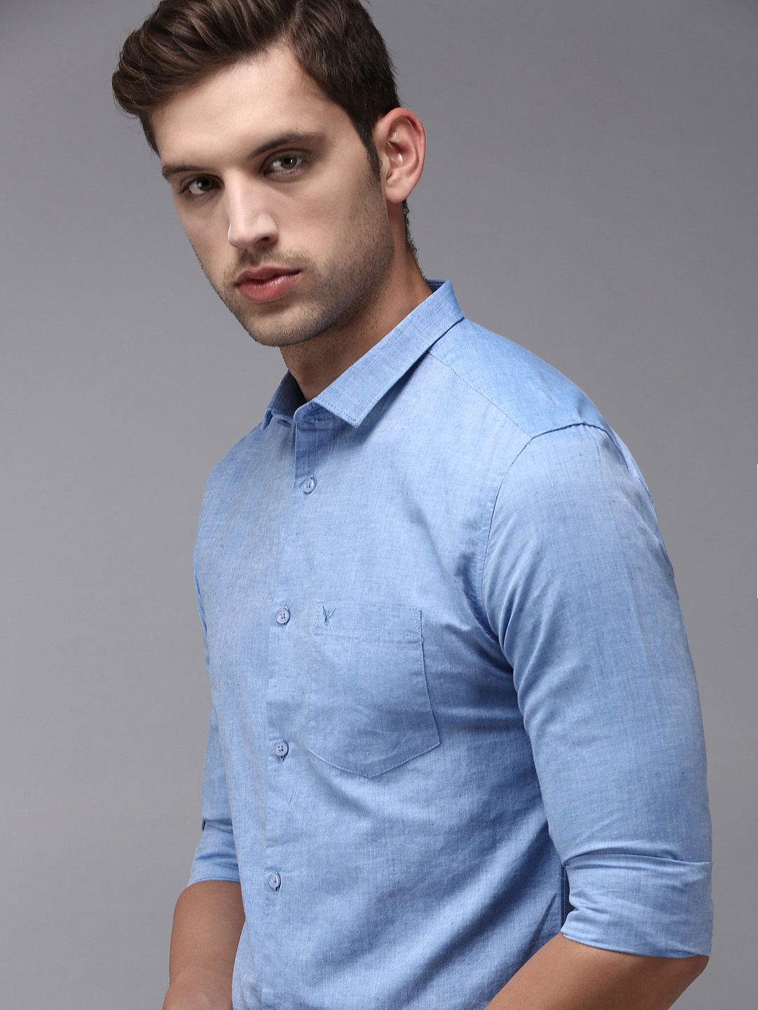 

SHOWOFF Men Blue Comfort Faded Cotton Casual Shirt