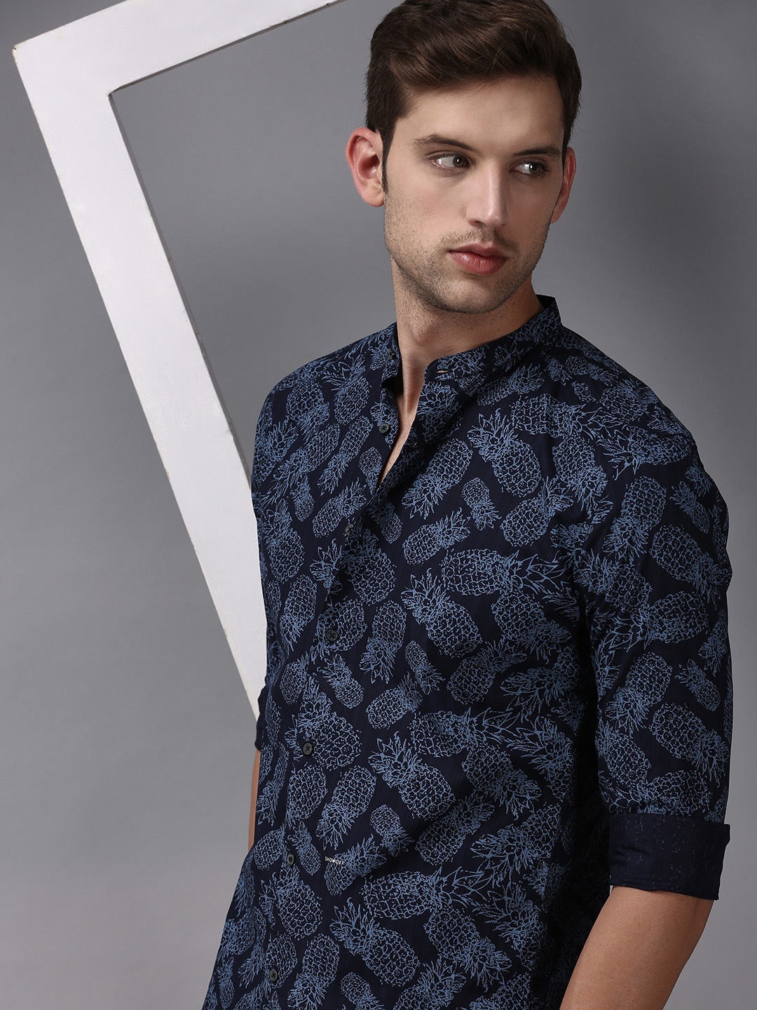 

SHOWOFF Men Comfort Printed Cotton Casual Shirt, Navy blue