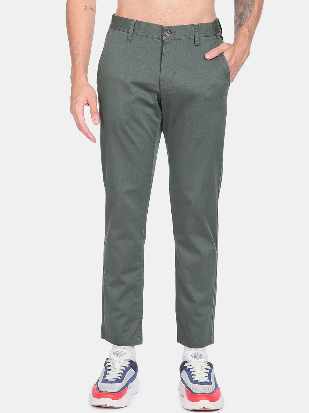 

Flying Machine Men Green Cotton Slim Fit Trousers