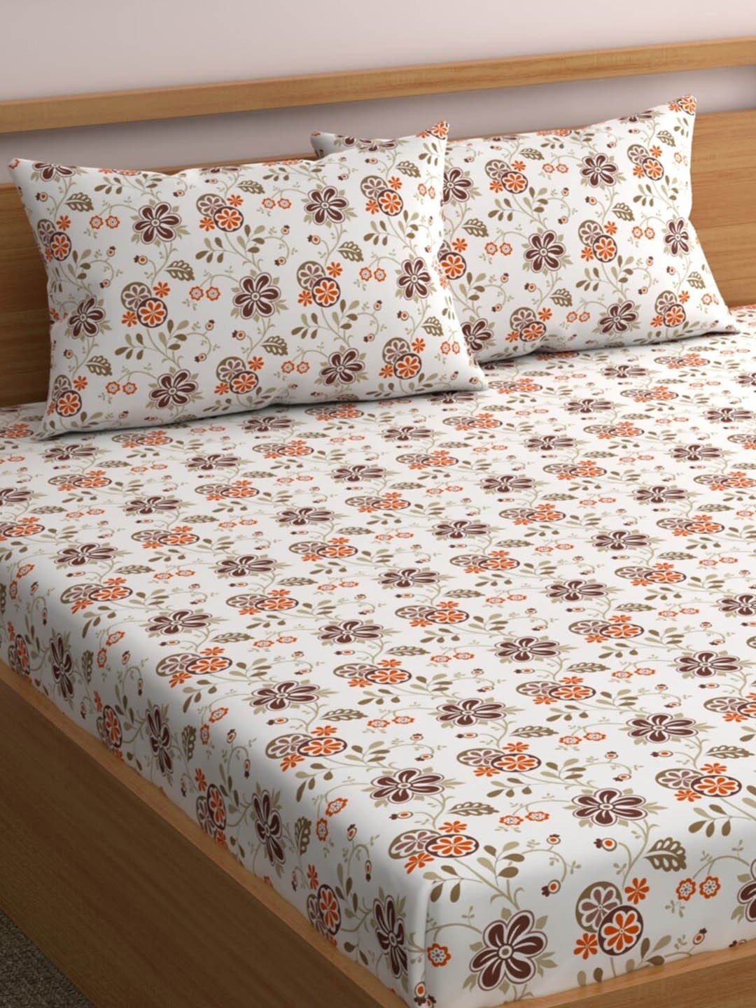 

CHHAVI INDIA Brown & White Floral 210 TC Queen Bedsheet with 2 Pillow Covers