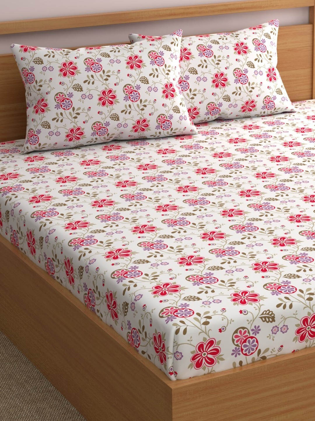 

CHHAVI INDIA Pink & Brown Floral 210 TC Queen Bedsheet with 2 Pillow Covers
