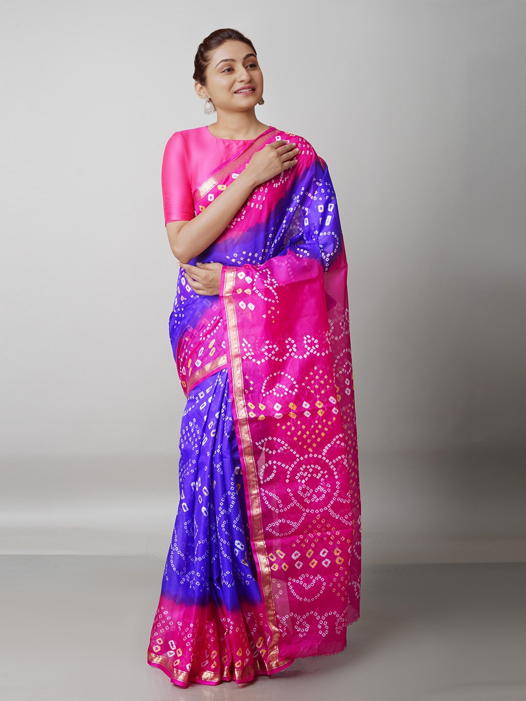 

Unnati Silks Violet & Pink Bandhani Pure Silk Handloom Bandhani Saree