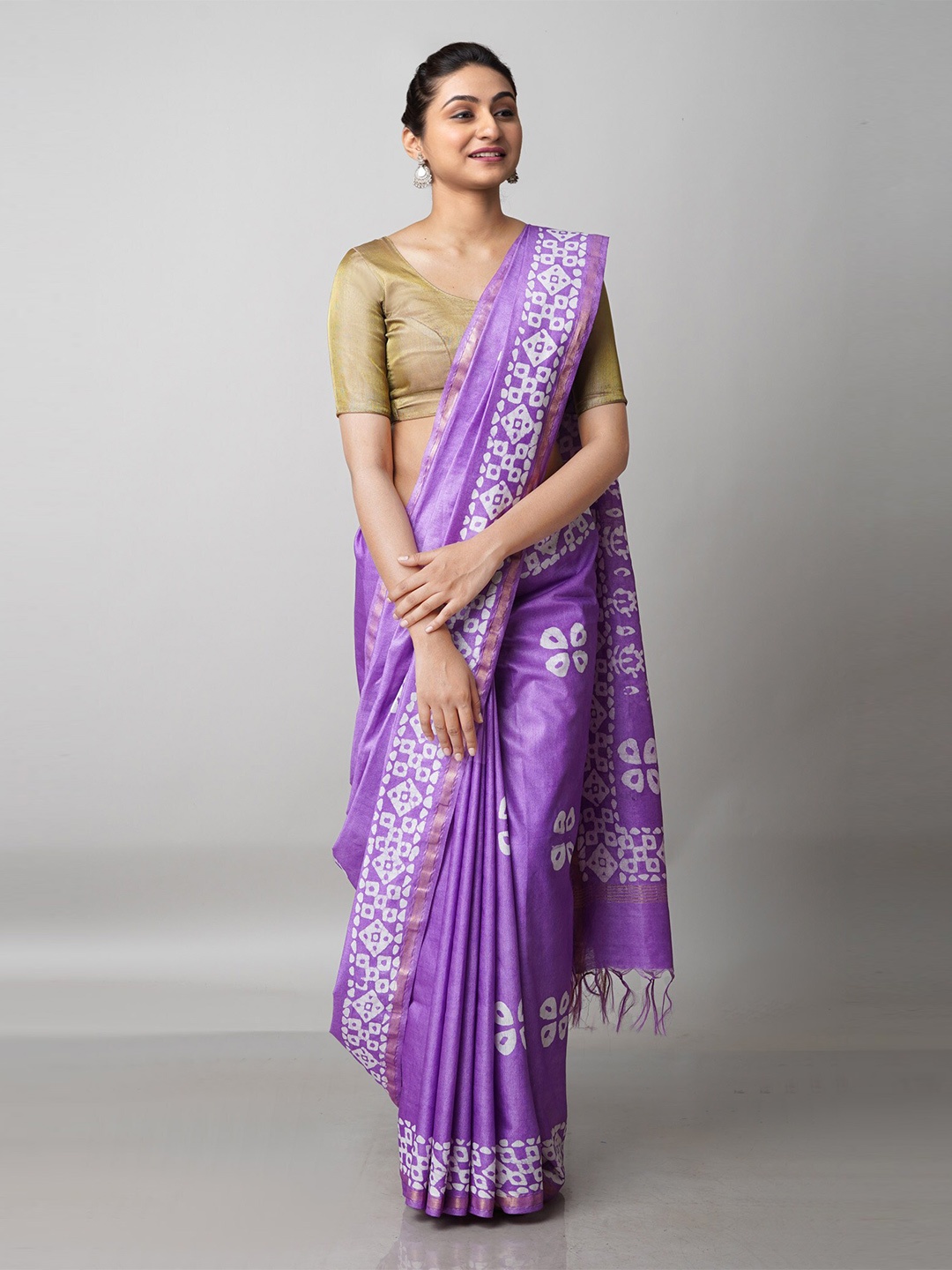 

Unnati Silks Lavender & White Batik Pure Silk Chanderi Saree