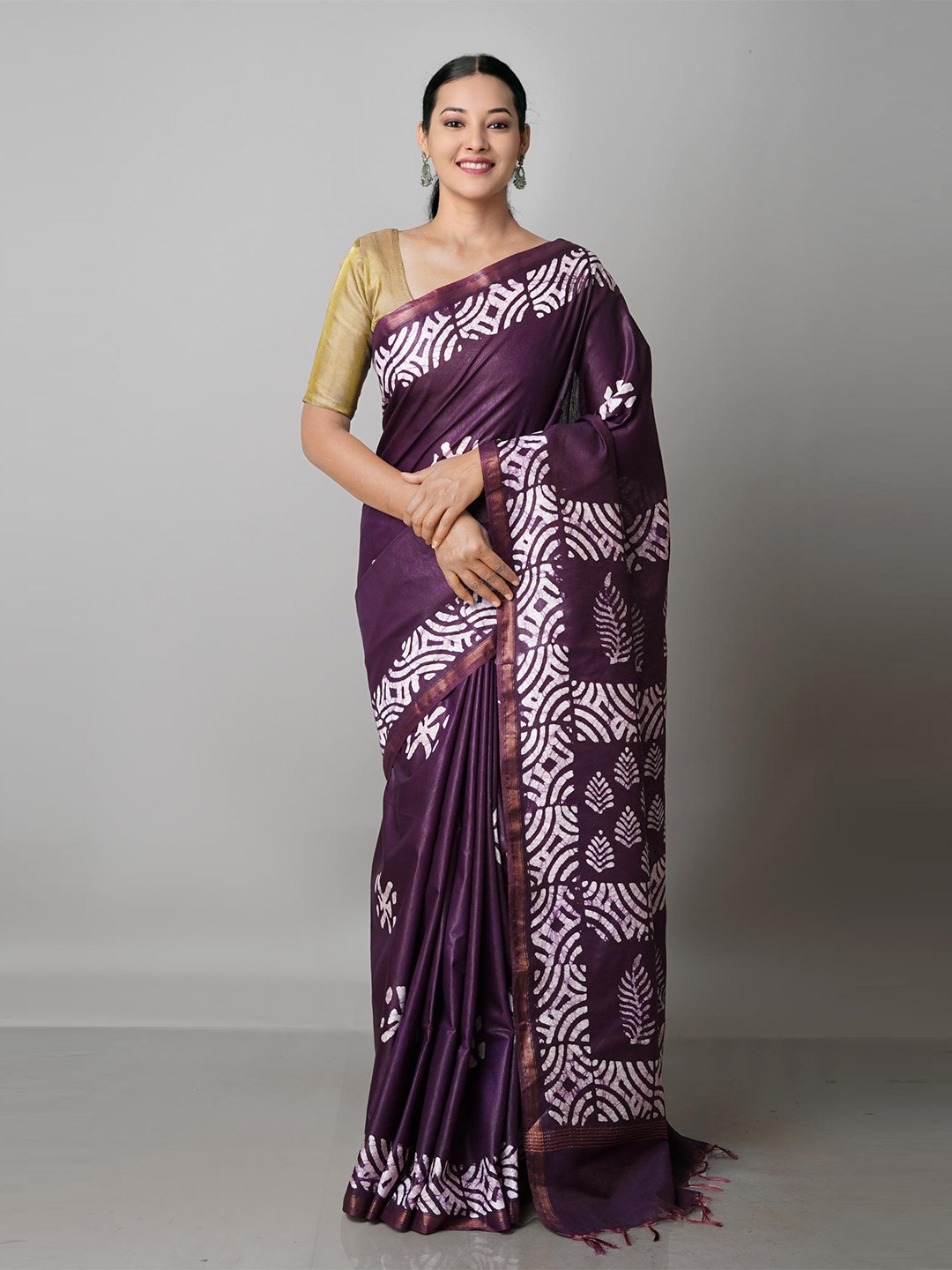 

Unnati Silks Purple & White Batik Pure Silk Handloom Chanderi Saree