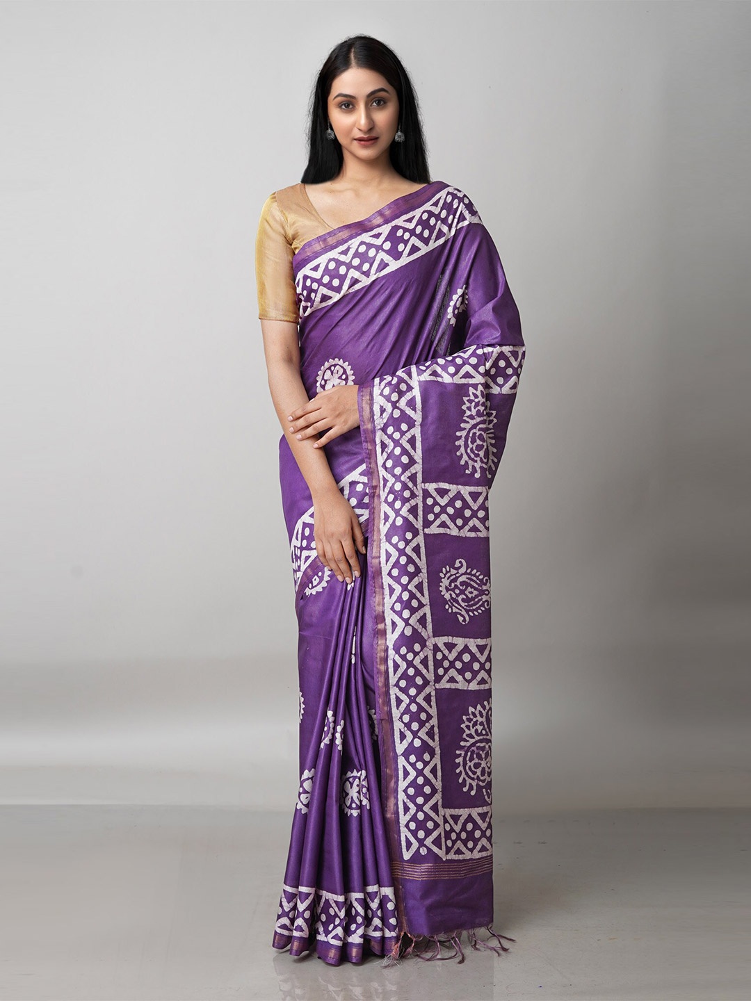 

Unnati Silks Purple & White Batik Pure Silk Handloom Chanderi Saree