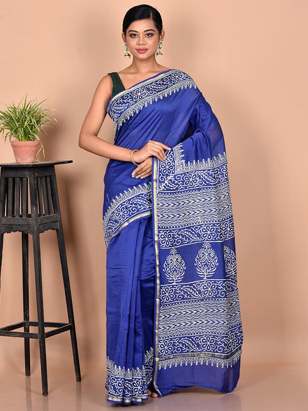 

AllSilks Navy Blue & White Pure Cotton Chanderi Saree