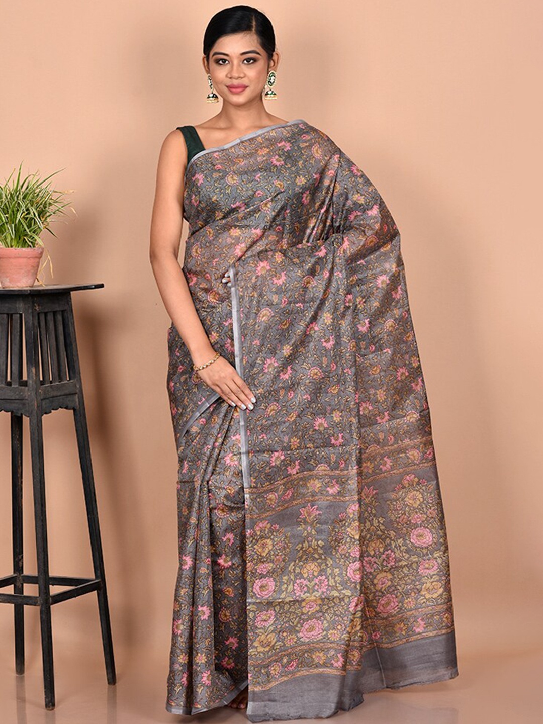 

AllSilks Grey & Pink Printed Pure Silk Block Print Saree