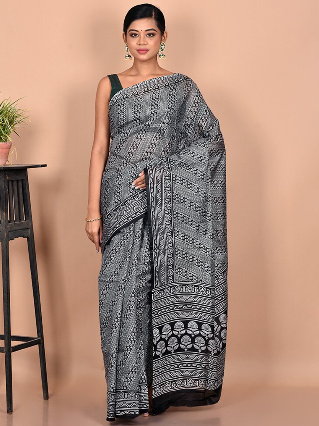 

AllSilks Grey & Black Printed Pure Silk Block Print Saree