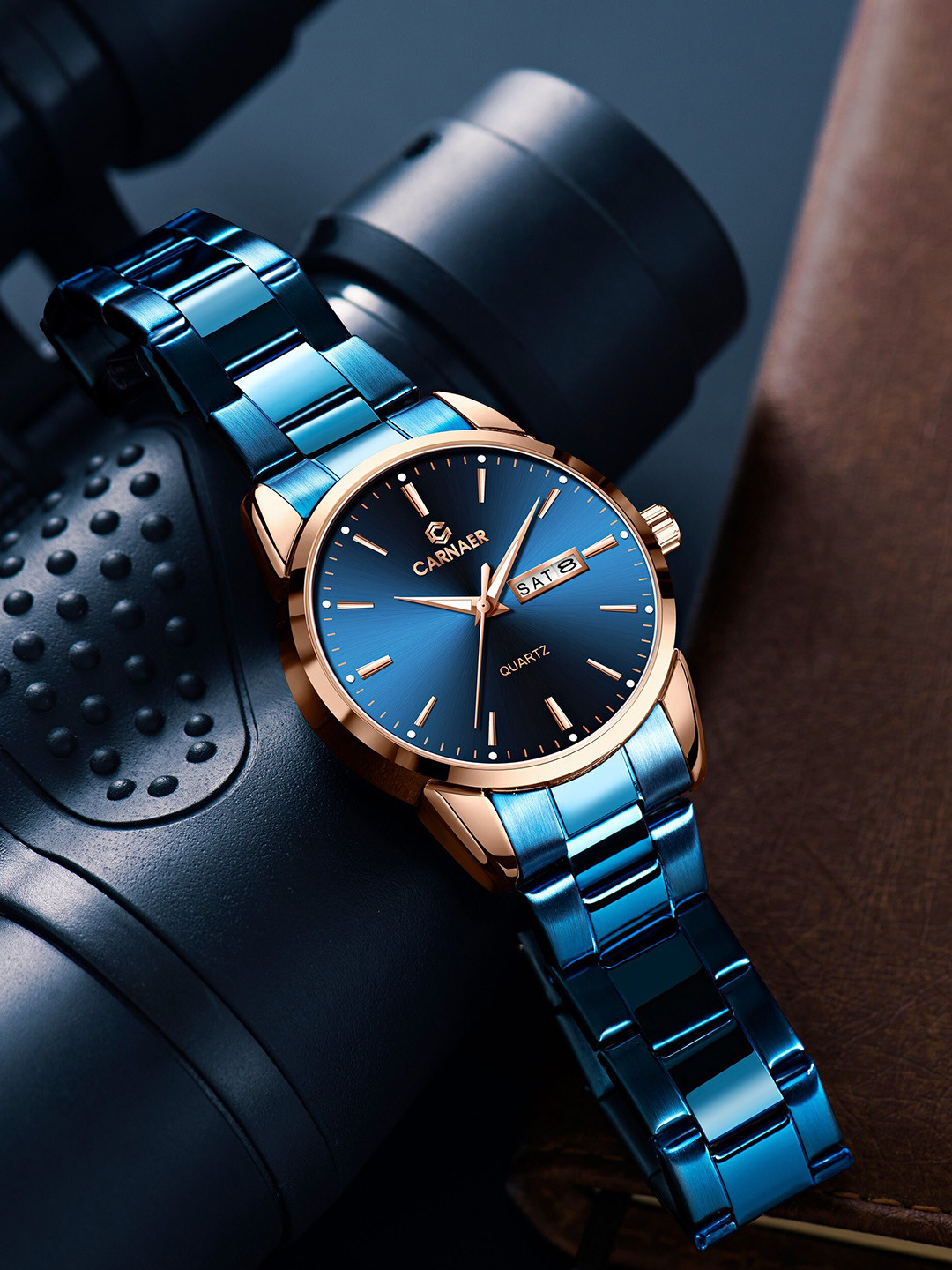 

Carnaer Men Black Dial & Black Stainless Steel Bracelet Style Straps Analogue Watch, Blue