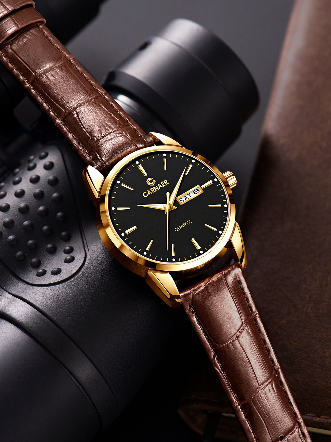 

Carnaer Men Black Dial & Brown Leather Textured Straps Analogue Watch
