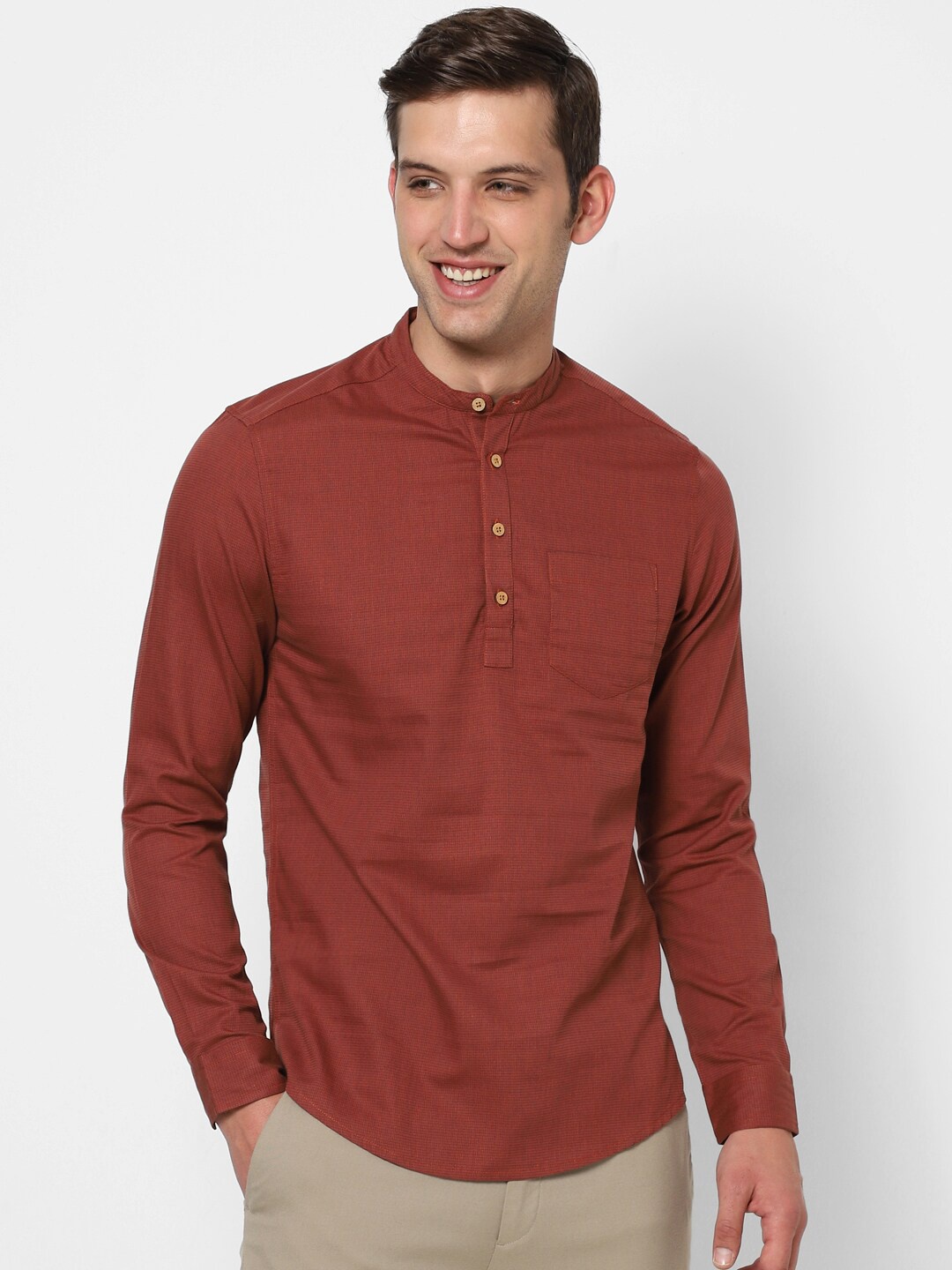 

VASTRADO Band Collar Short Length Straight Fit Cotton Kurta, Rust