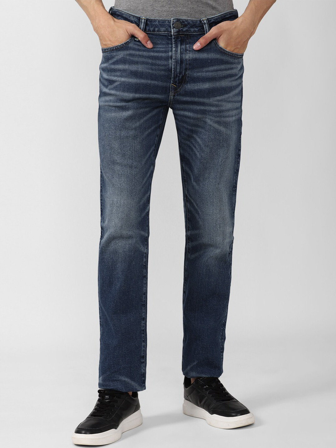 

AMERICAN EAGLE OUTFITTERS Men Blue Slim Fit Heavy Fade Jeans