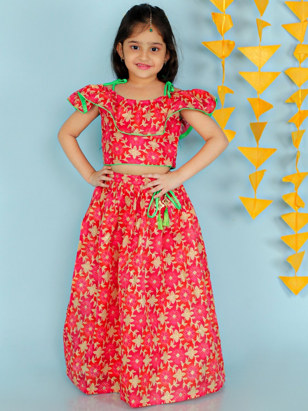 

KID1 Girls Pink & Gold-Toned Ready to Wear Lehenga & Choli