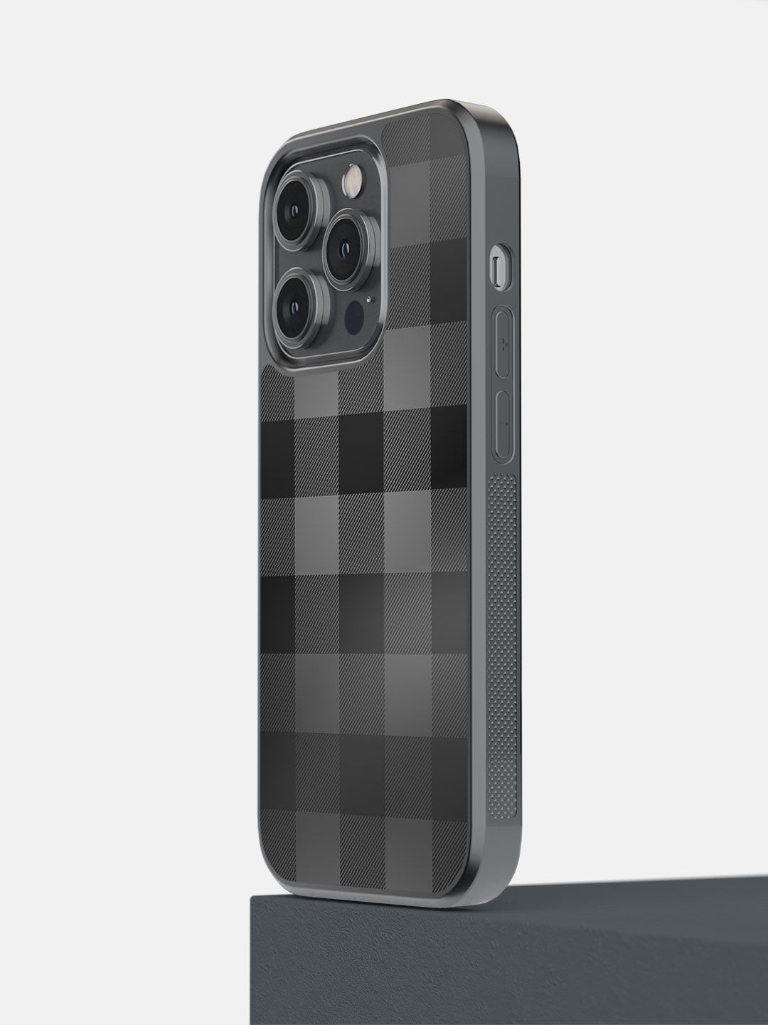 

macmerise Black Checkmate Printed iPhone 14 Pro Bumper Case