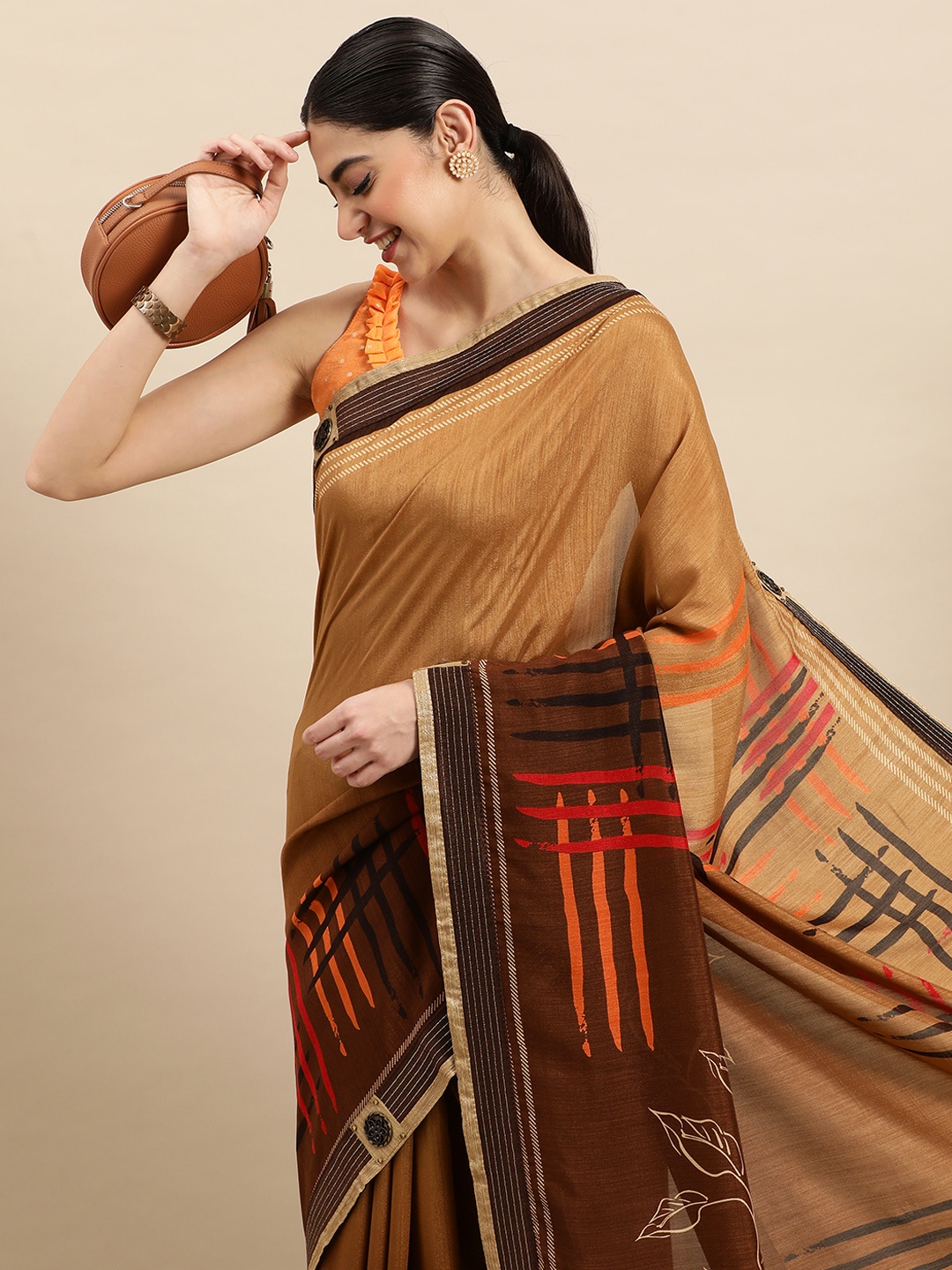 

SANGAM PRINTS Zari Silk Blend Saree, Beige