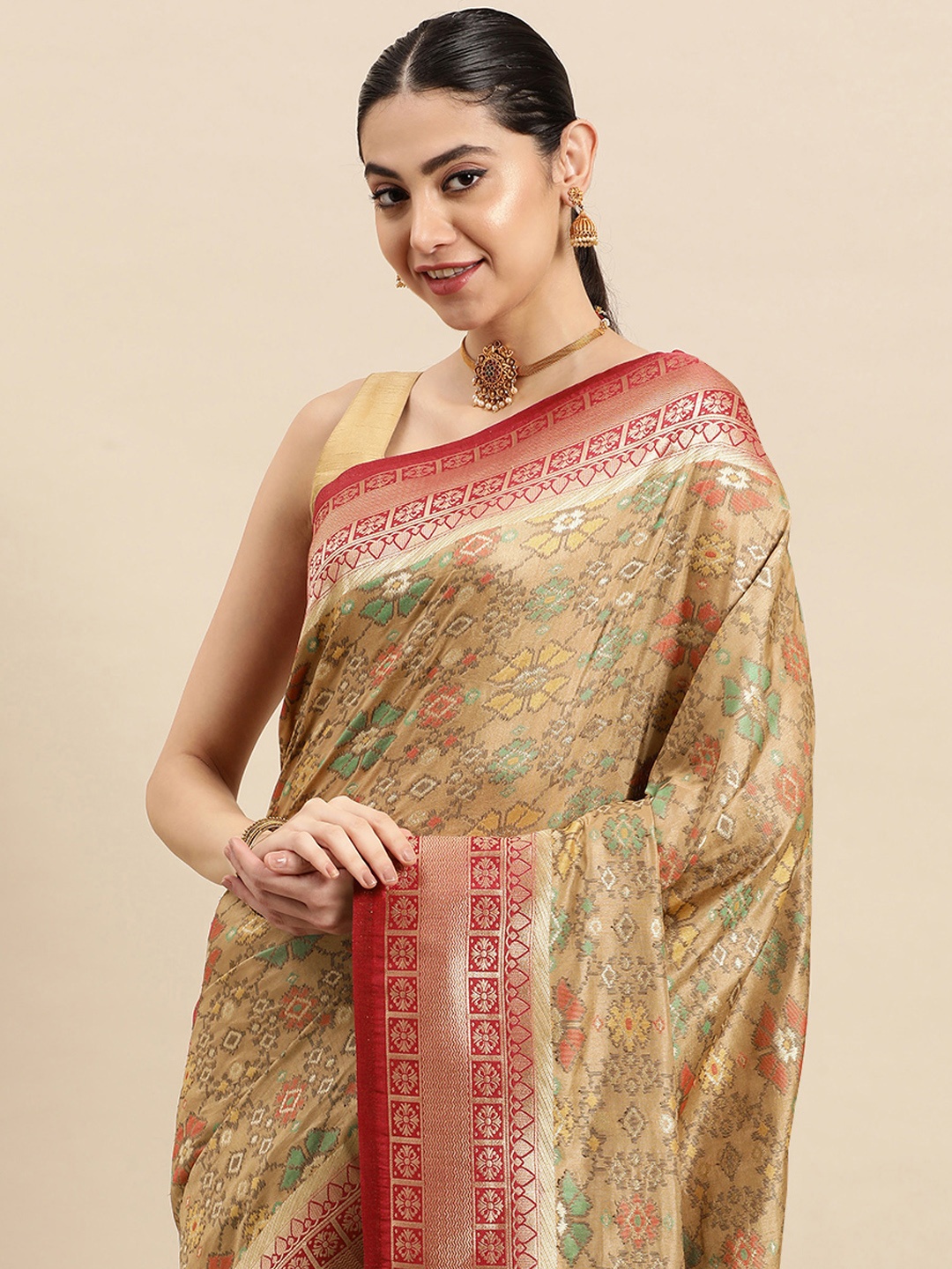 

SANGAM PRINTS Floral Zari Pure Silk Saree, Beige