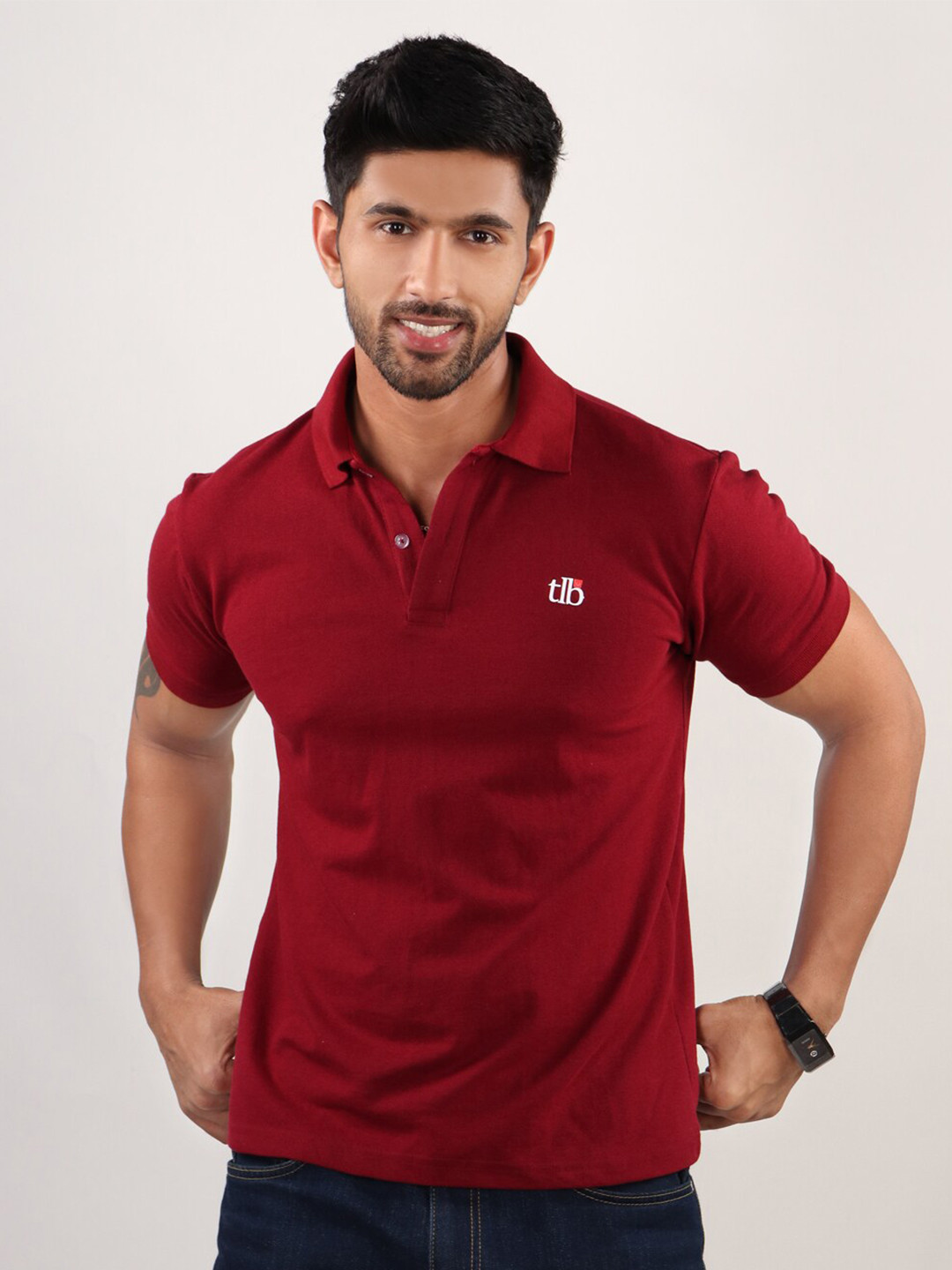 

The Label Bar Men Maroon Solid Polo Collar T-shirt