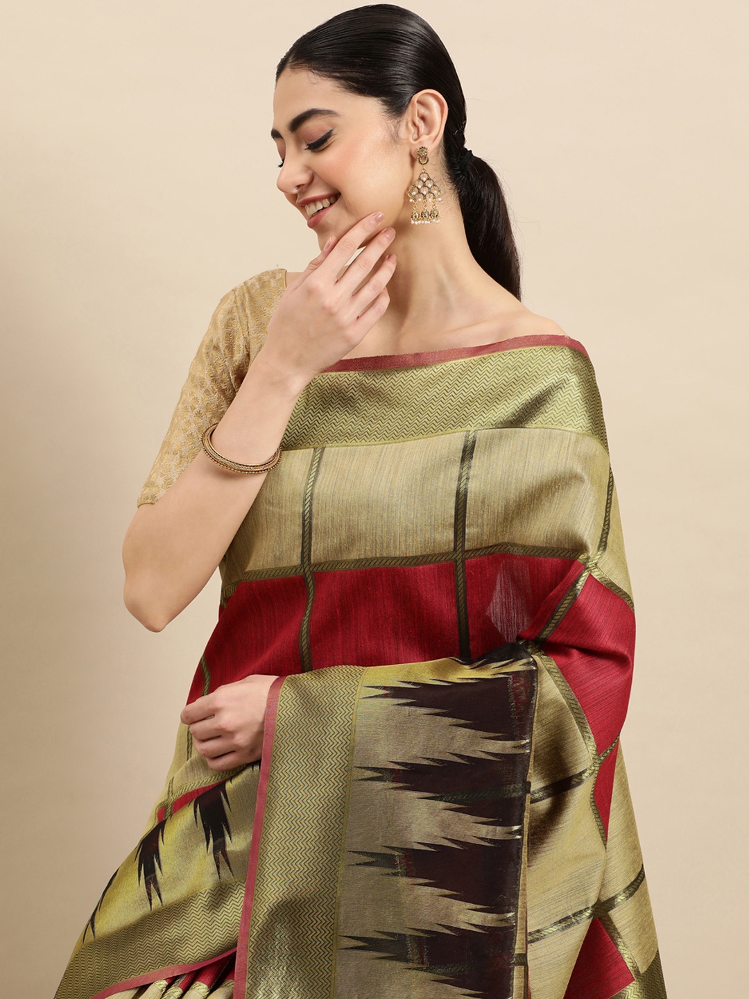 

SANGAM PRINTS Striped Jacquard Saree, Olive